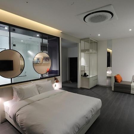 Orchid Hotel Вонджу Екстер'єр фото