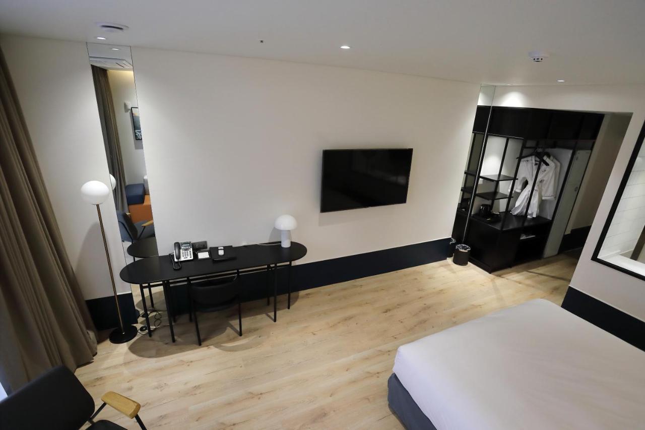 Orchid Hotel Вонджу Екстер'єр фото